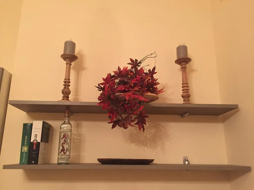 בית נופש הוילה פלרמו La Loggia Del Marchese איטליה
